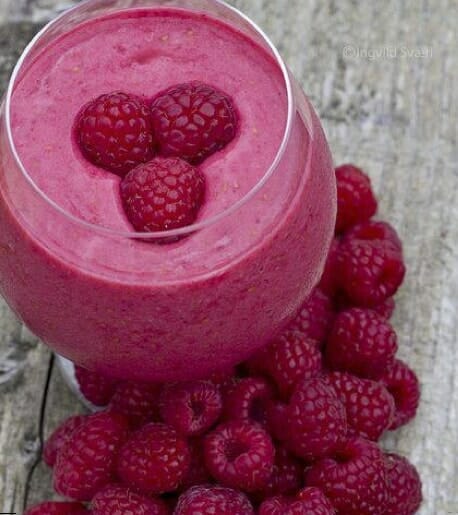 Raspberry Delight Smoothie Recipe