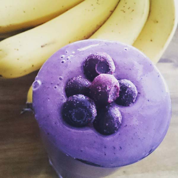 Banana & Blueberry Smoothie