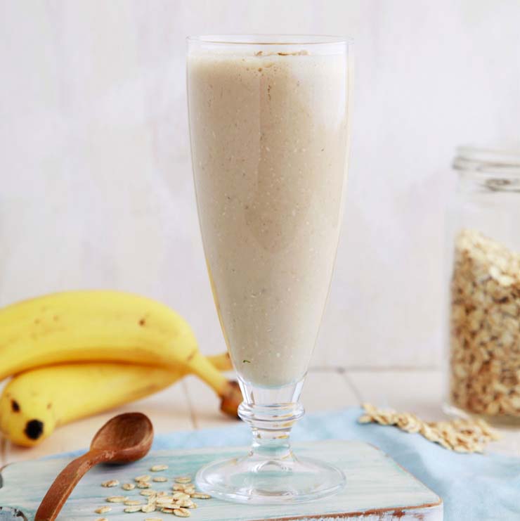 Coconut, Banana and Oat healthy Lactation Smoothie