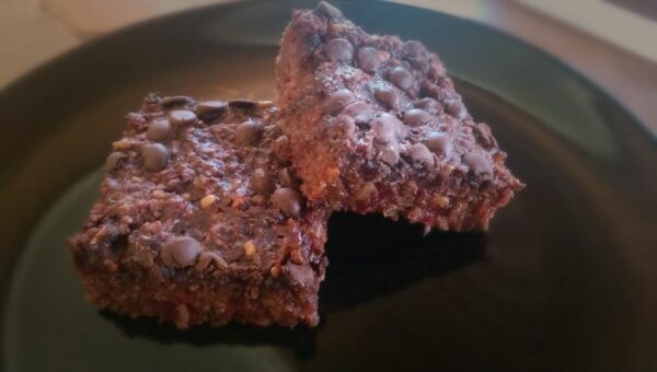 Healthy Raw Chocolate Fruity Brownies