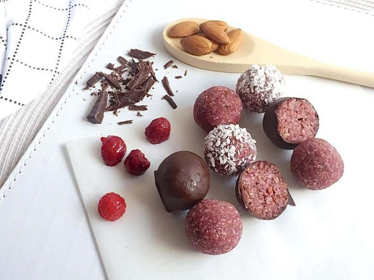 10 bliss balls under 100 cals