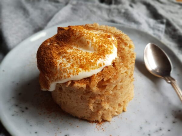 Healthy Apple Pie Mug Cake