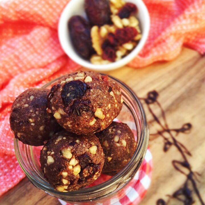 healthy rocky road bliss balls