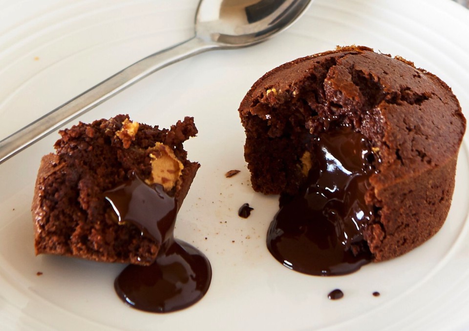 Chocolate-Lava-Microwave-Cake.jpg