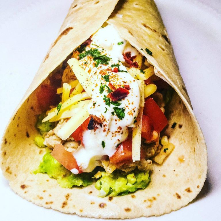 Healthy Avocado Mexican Roll Up