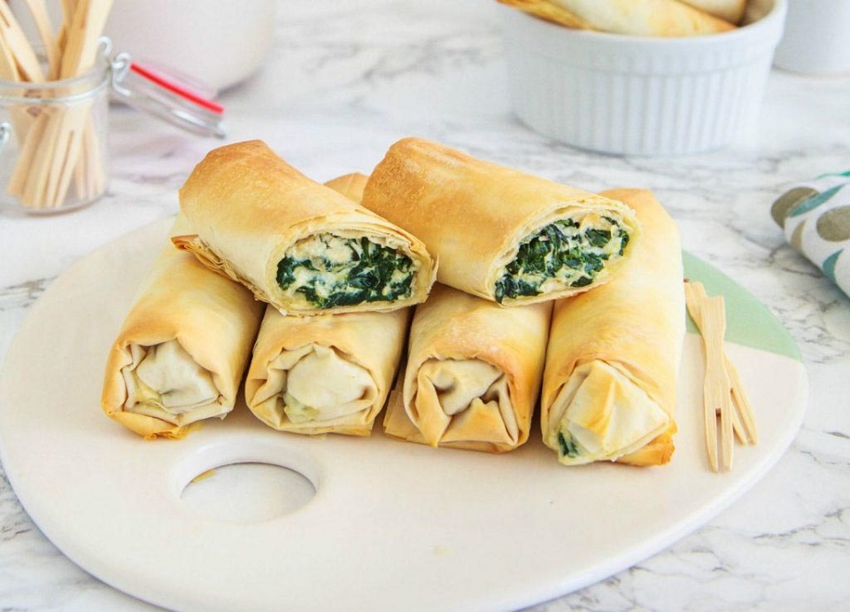 Spinach Ricotta Filo Rolls