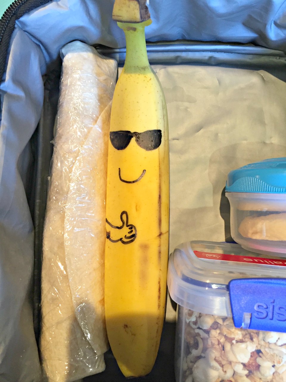 lunch box banana art