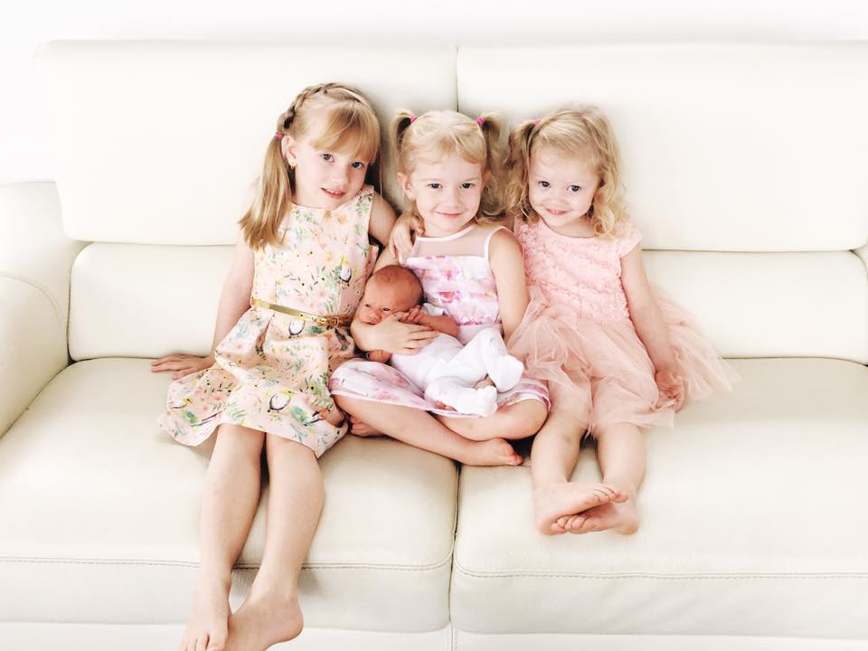 big family four kids mary