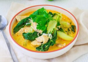 Healthy chicken laksa using under 5 ingredients