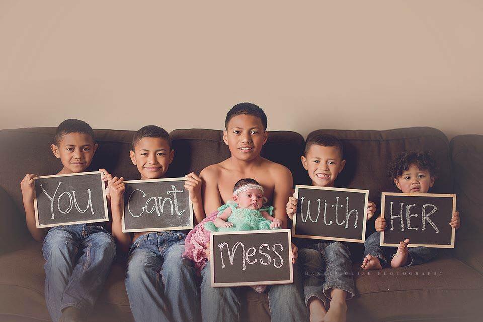 large lamily six kids Keil fifita