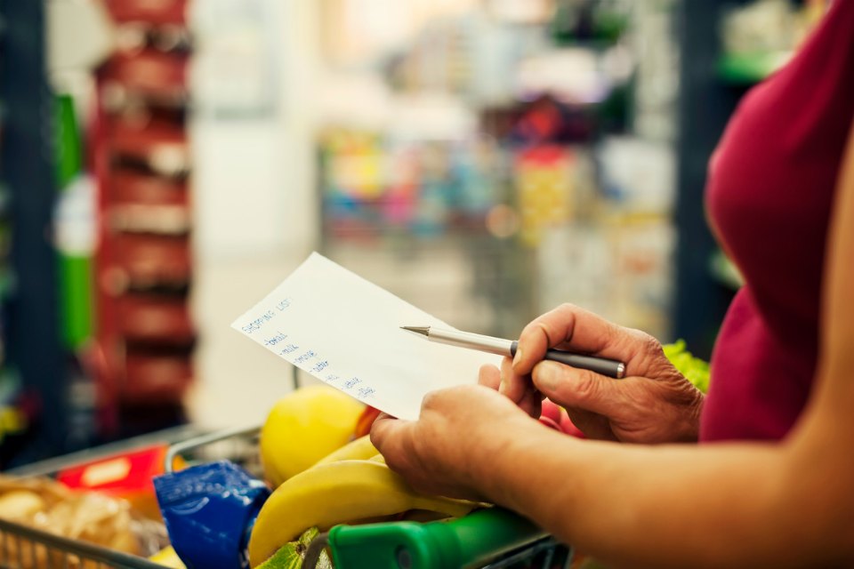 How to save money on your grocery bill each week