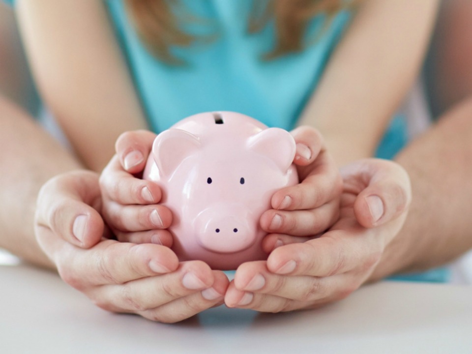 5 Important Money Lessons To Teach Children