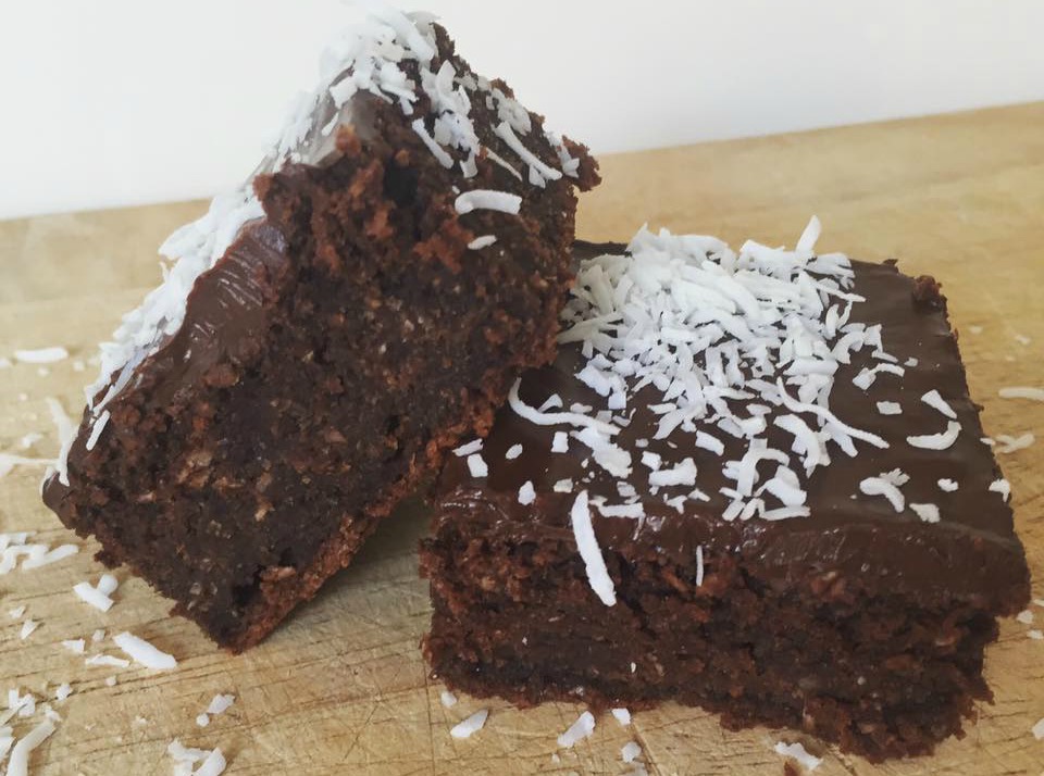 Healthy chocolate and coconut slice