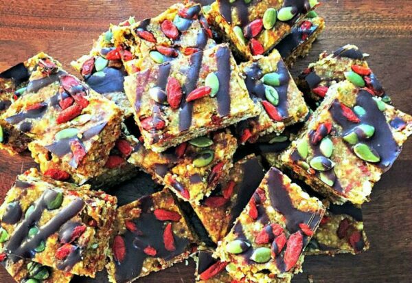 Healthy Goji Berry Nut Bars