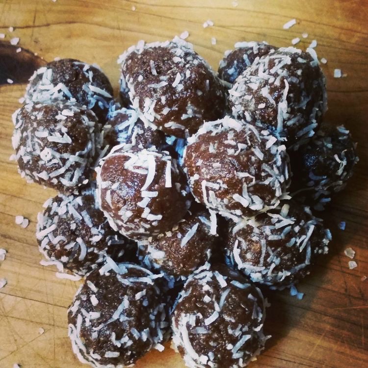 Healthy Chocolate Coconut Salted Balls