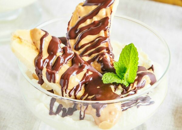 5 Ingredient Choc-Banana Split