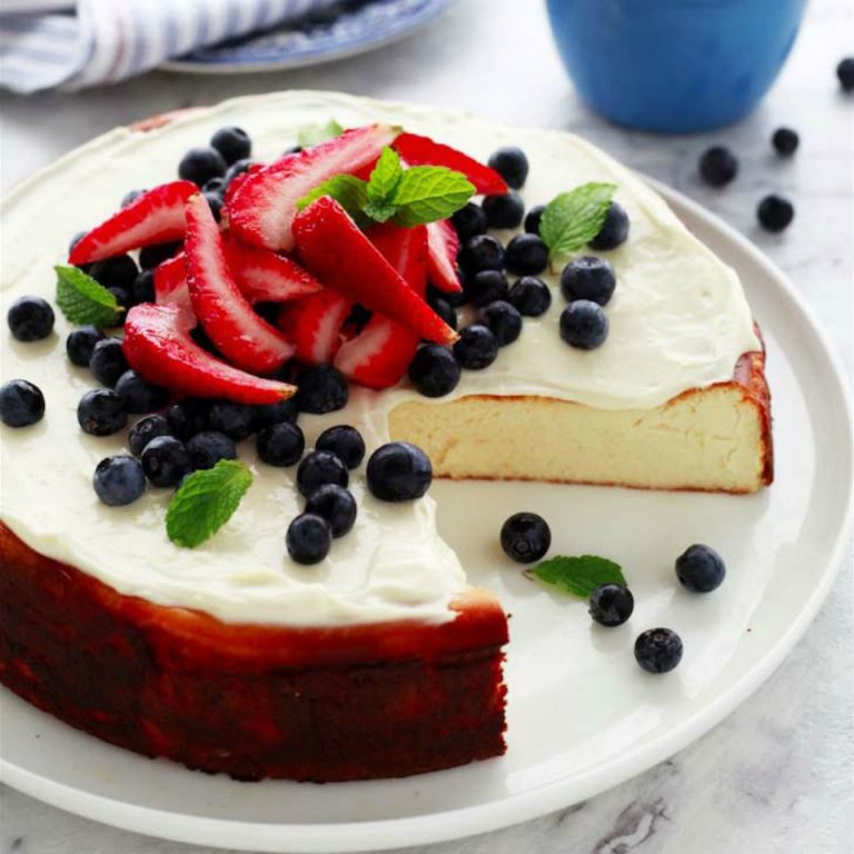 Delicious 5 ingredient cheesecake only 160 calories