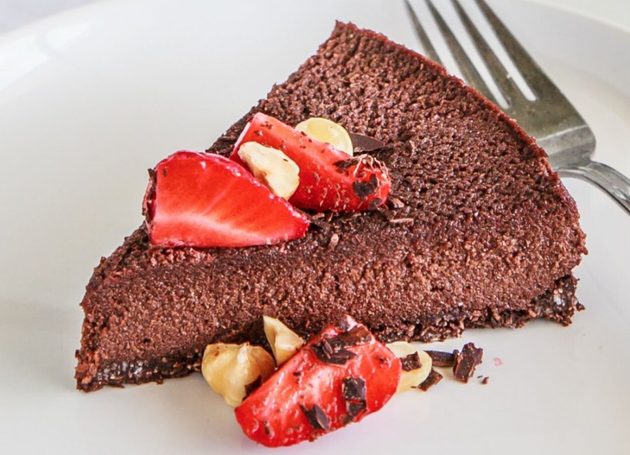 Healthy Chocolate Hazelnut Mousse Cake