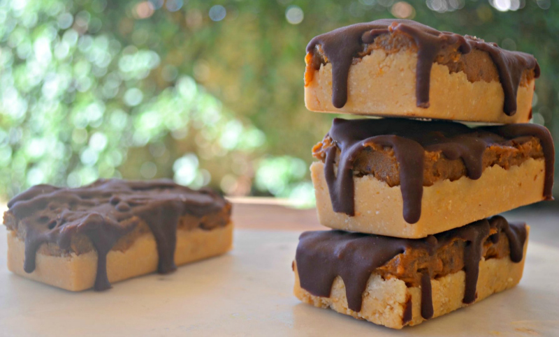 Healthy Snickers Bar