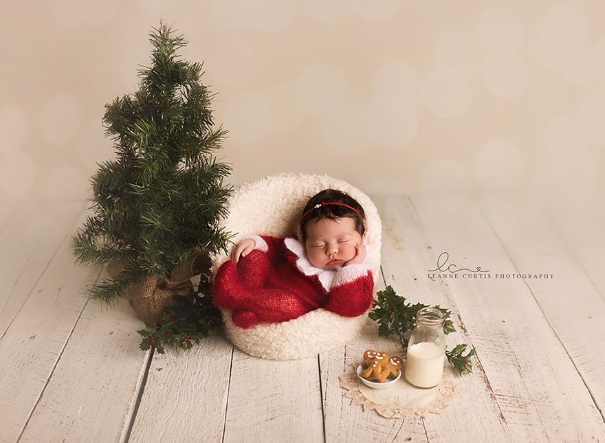 christmas newborn 8