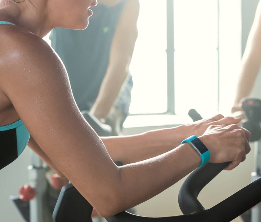 MOVE BABY MOVE! The Best Fitness Trackers Of 2016