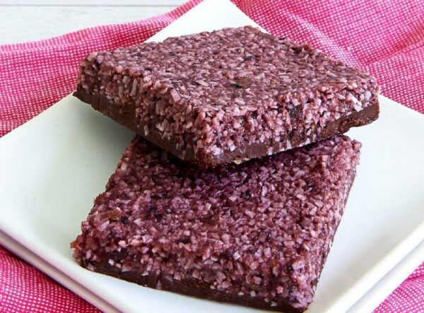 Delicious No Bake Raw Cherry Slice