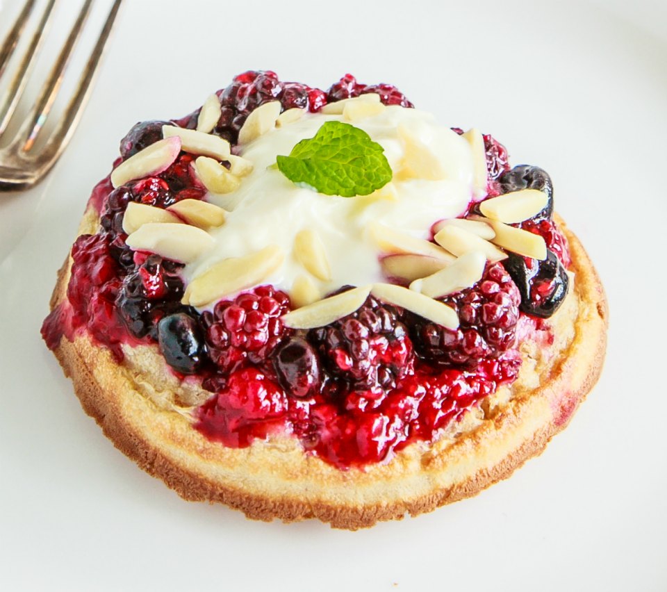 Wholemeal Crumpet With Berry Compote