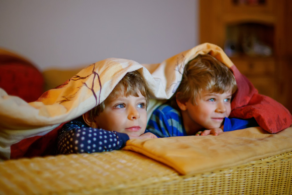 boys watching tv