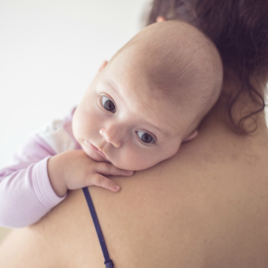 The Majority Of Mums Carry Their Baby Like This - Do You?