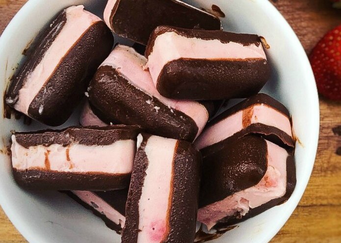 5-Ingredient-Frozen-Coconut-Ice-Chocolate-Treats