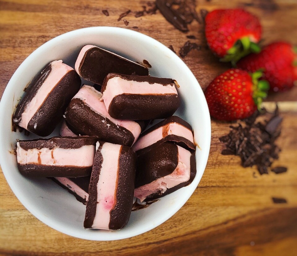 5 Ingredient Frozen Coconut Ice Chocolate Treats