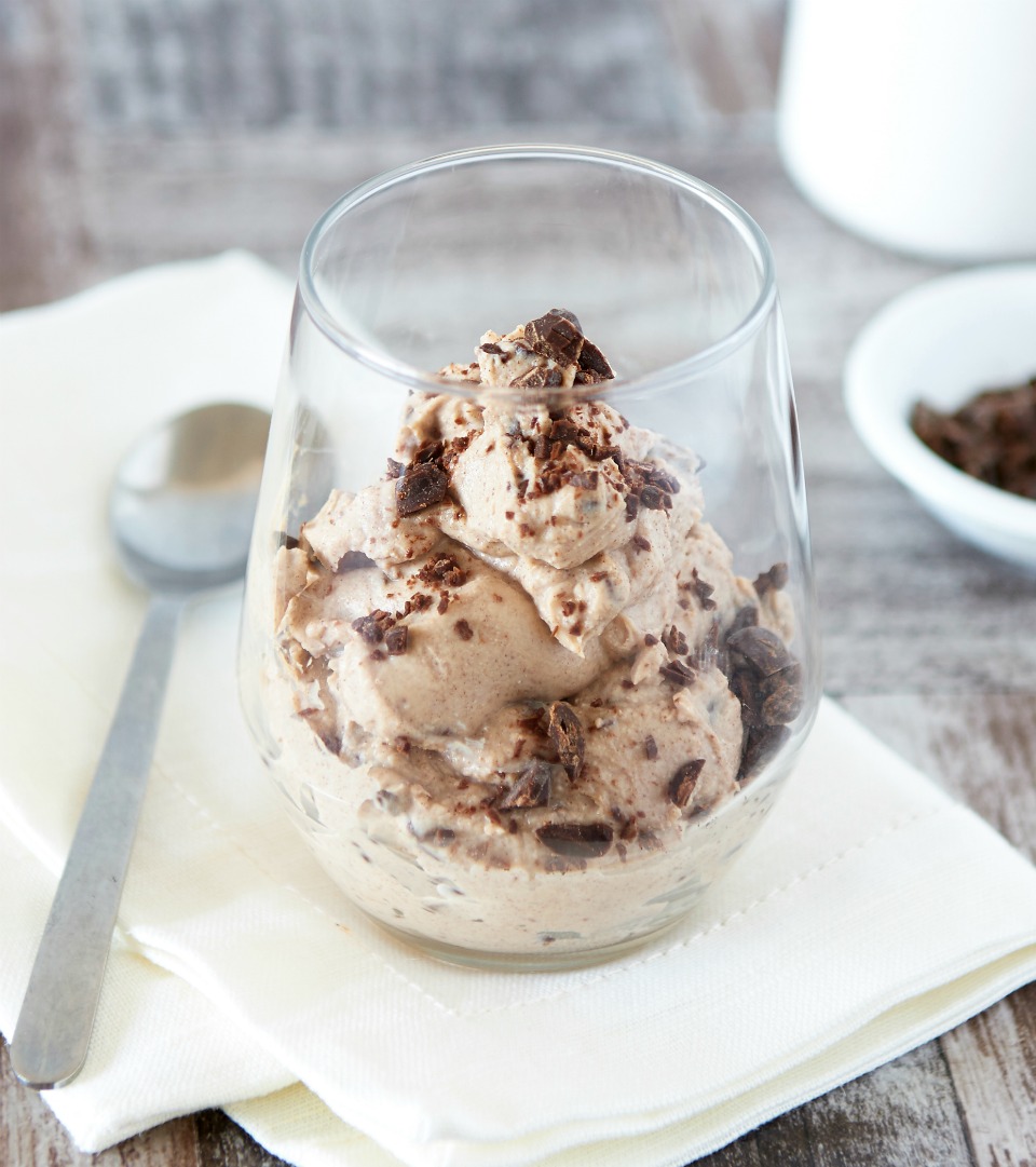 10 Minute Healthy Snickers Mousse