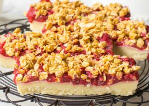 Strawberry-Rhubarb-Crumble