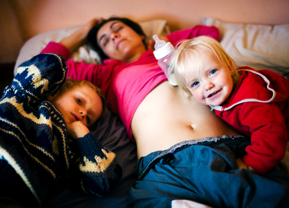 Researchers find the MORE children women have, the BETTER they SLEEP! Wait, what?!