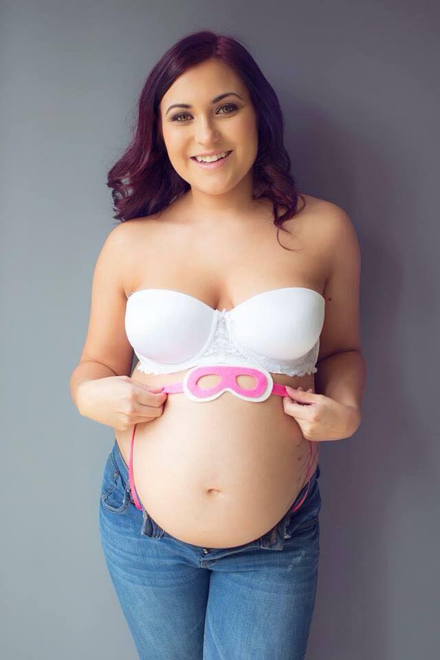 Jessica-Hodge-baby-gender-reveal