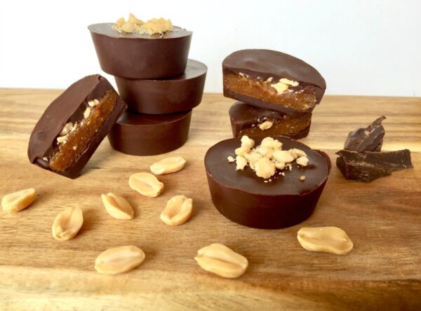 Simple Snickers Cup