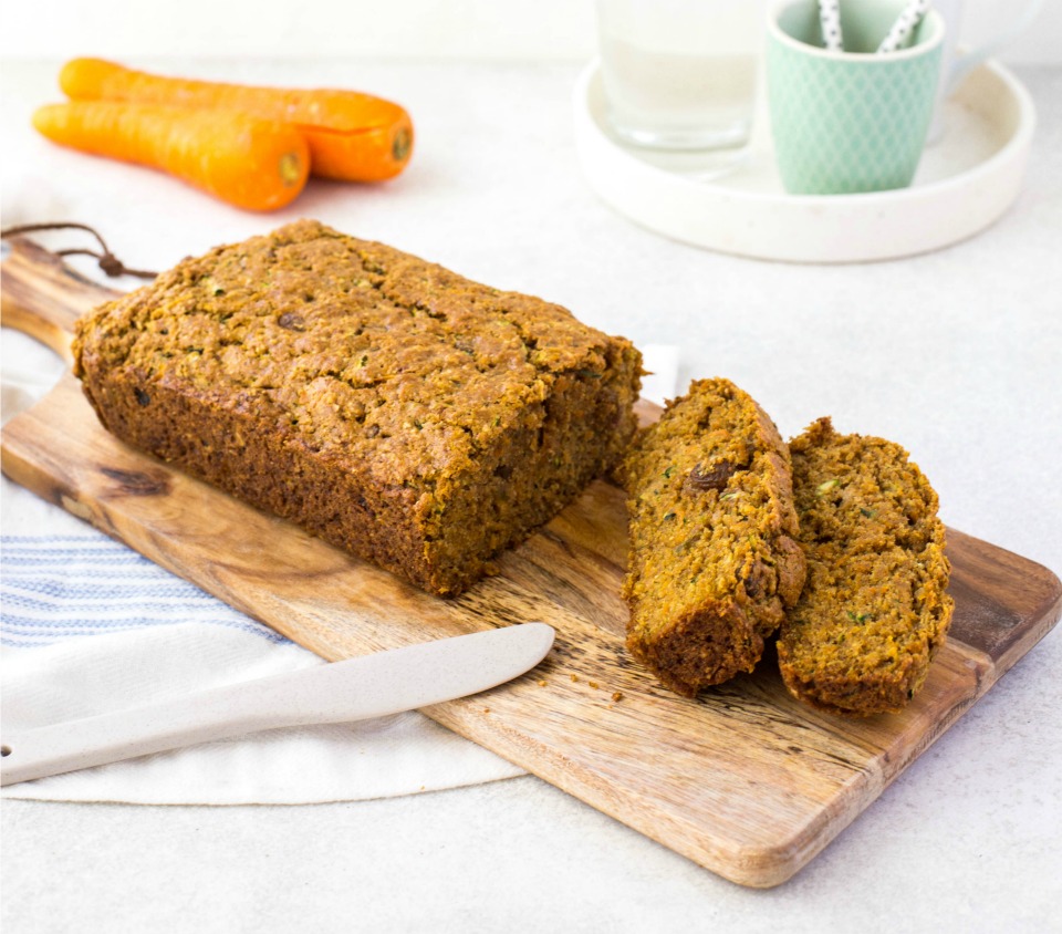 Lunchbox-friendly carrot and zucchini cake