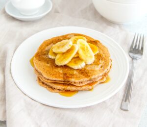 Gingerbread Pancakes With Banana And Maple Syrup