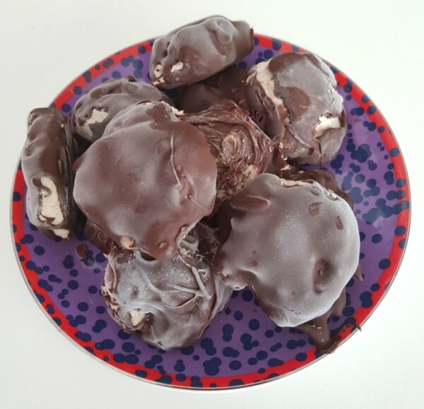 Frozen Snickers Mousse Bites