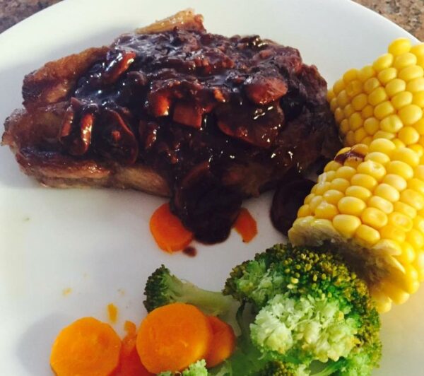 Steak With Burgundy Sauce And Veggies