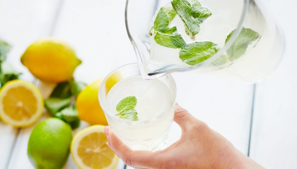 weight loss tips and advice - lemon water