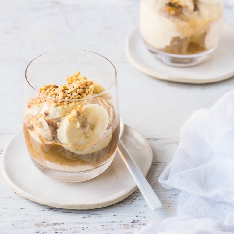 5 minute banana coffee sundae