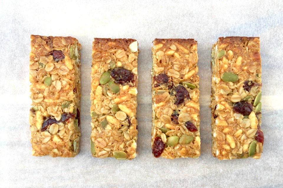 Cranberry, Coconut and Puffed Rice Muesli Bars