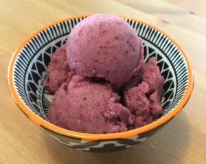 4 Ingredient Healthy Strawberry Ice Cream