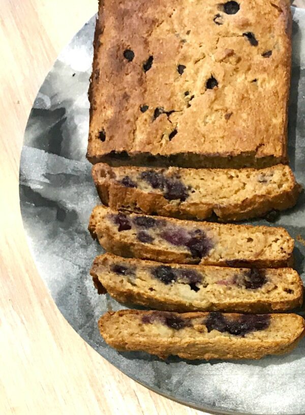 Wholemeal pear and blueberry loaf 