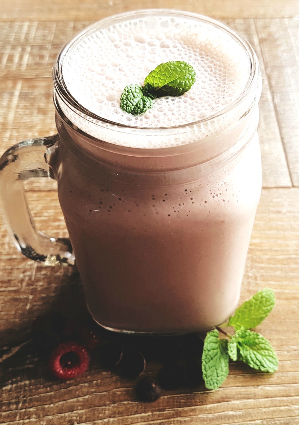 Choc Mint Berry Delight Smoothie