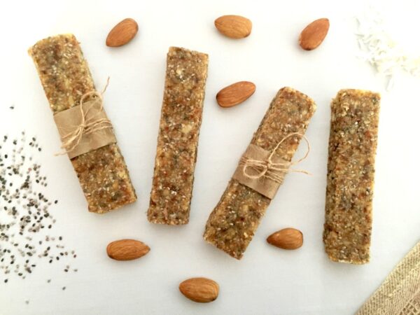 No bake coconut and almond bars No bake coconut and almond bars