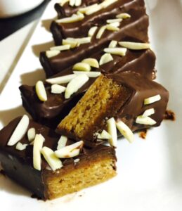 AMAZING raw 'mars bar' chocolate slice