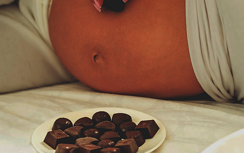 Is It Safe To Eat Chocolate While Pregnant