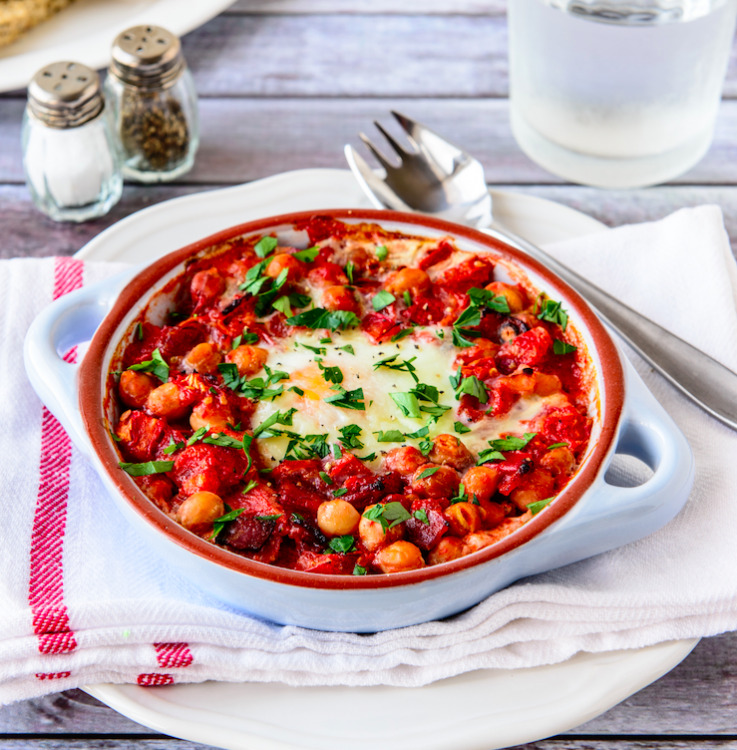 Spanish baked eggs